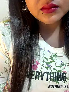 Snapshot of Ayesha_mahi chatting on December 3, 2025, 8:34 am Ayesha mahi online show from December 3, 2025, 8:34 am