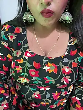 Snapshot of Ayesha_mahi chatting on April 1, 2026, 8:48 am Ayesha mahi online show from April 1, 2026, 8:48 am