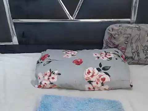 Snapshot of roseendoo1 chatting on September 21, 2025, 2:02 am roseendoo1 online show from September 21, 2025, 2:02 am