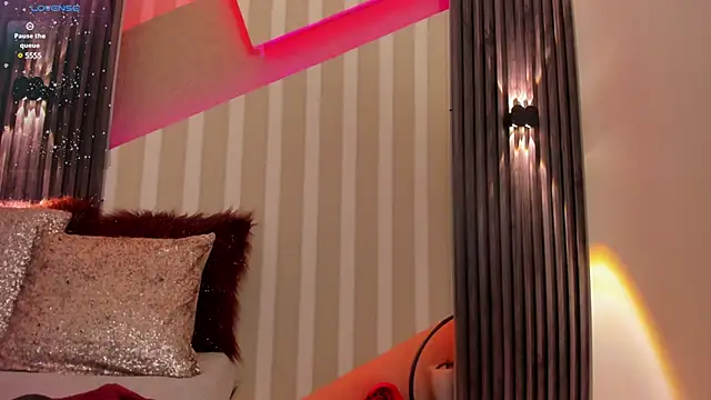 emily layton online show from March 22, 2025, 4:04 pm