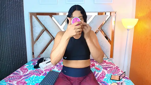 Snapshot of Alison_Chan_ chatting on October 10, 2025, 1:54 pm Alison Chan online show from October 10, 2025, 1:54 pm