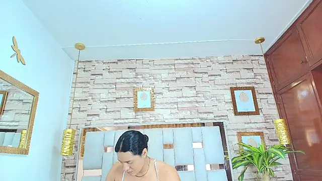 Snapshot of Alison_Chan_ chatting on July 20, 2026, 8:55 pm Alison Chan online show from July 20, 2026, 8:55 pm