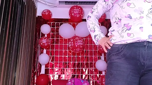 alondrabigtits online show from February 14, 2026, 11:40 am