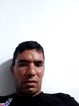 dracoarturo22 online show from September 21, 2025, 12:56 am
