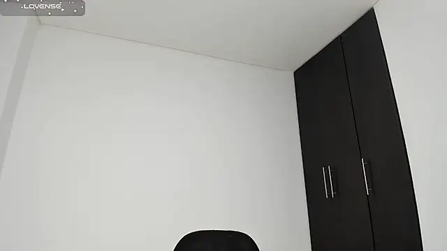 Snapshot of tifanyhills_ chatting on February 3, 2025, 11:05 pm tifanyhills online show from February 3, 2025, 11:05 pm