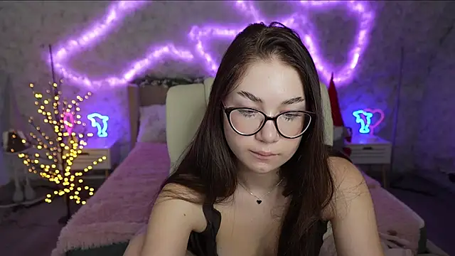 Sunny Sweety online show from February 2, 2025, 5:53 am