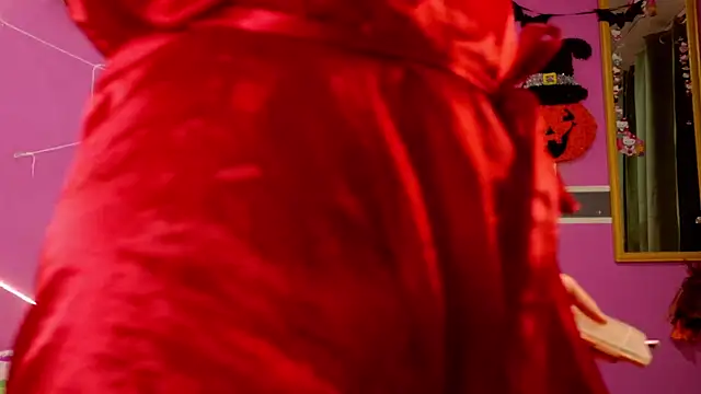 RileySkye online show from October 17, 2025, 11:07 pm