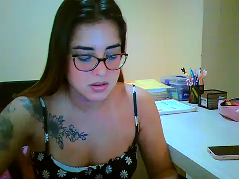 maliamiller online show from February 4, 2026, 12:33 pm