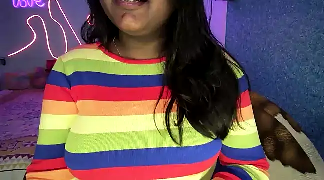 expression queen online show from January 29, 2025, 5:56 pm