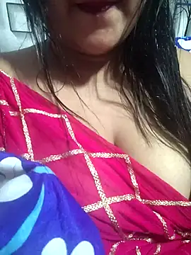 Jeenat  online show from December 4, 2024, 7:01 pm