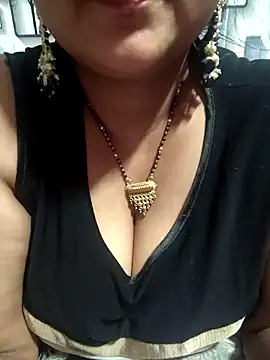 Jeenat  online show from December 9, 2024, 6:57 pm
