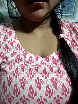 Jeenat  online show from December 18, 2024, 6:46 pm