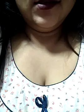 Jeenat  online show from December 29, 2024, 11:08 pm