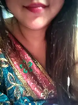 Jeenat  online show from January 7, 2025, 9:46 pm