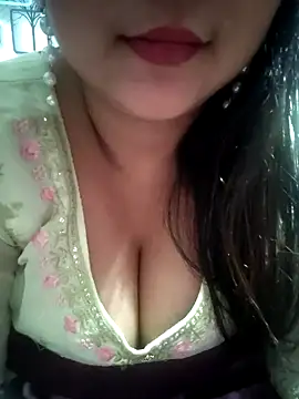 Jeenat  online show from January 16, 2025, 10:12 pm