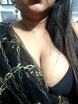 Jeenat  online show from February 3, 2025, 6:07 pm