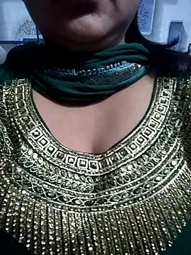 Jeenat  online show from February 7, 2025, 5:29 pm