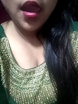 Jeenat  online show from February 8, 2025, 6:22 am