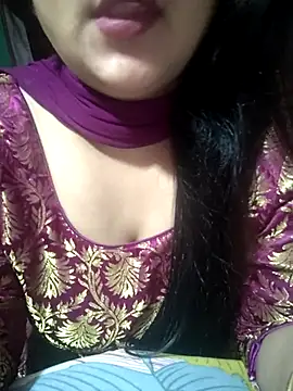 Jeenat  online show from February 14, 2025, 9:21 pm