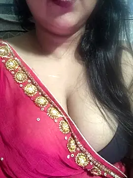 Jeenat  online show from February 25, 2025, 6:42 pm