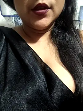 Jeenat  online show from February 28, 2025, 7:25 pm