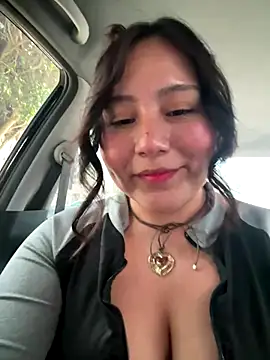 kittyfresita online show from October 23, 2025, 8:18 pm