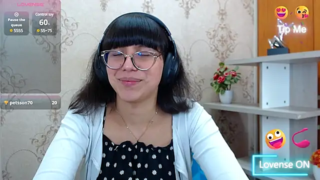 Snapshot of Nataly_Cloud chatting on January 23, 2025, 3:54 pm Nataly Cloud online show from January 23, 2025, 3:54 pm