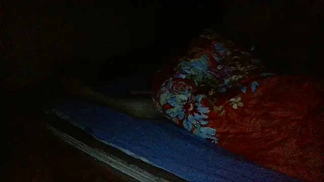 huzi518 online show from October 14, 2025, 10:43 pm