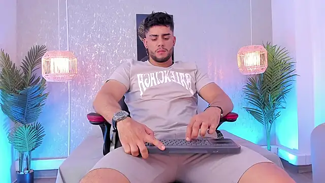 Colt Perci online show from January 18, 2025, 9:34 pm