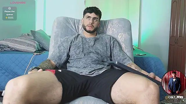 Colt Perci online show from November 25, 2025, 2:11 am