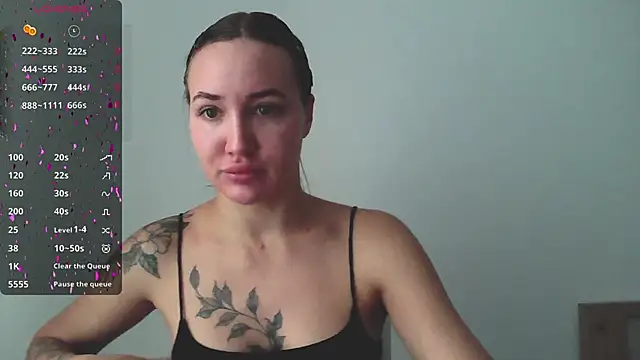 Stasia Queen online show from December 20, 2024, 9:32 am