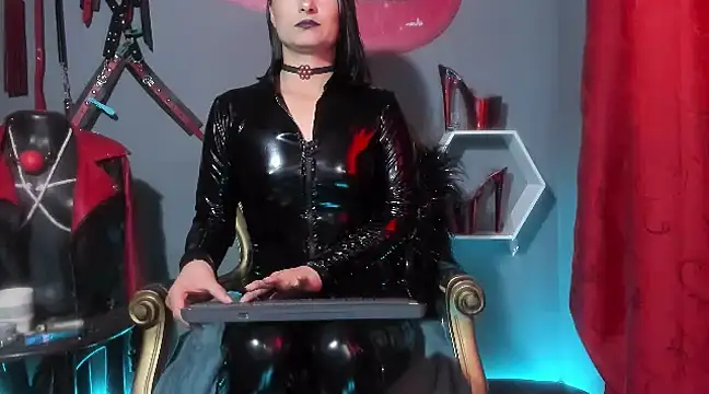 Snapshot of zoeharryzon chatting on February 25, 2025, 5:58 pm zoeharryzon online show from February 25, 2025, 5:58 pm