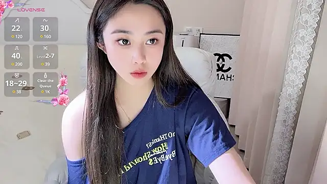 Caitlyn   online show from March 20, 2025, 3:36 pm