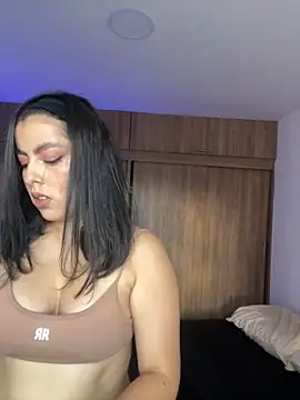 DakotaShelby online show from December 29, 2024, 10:14 pm