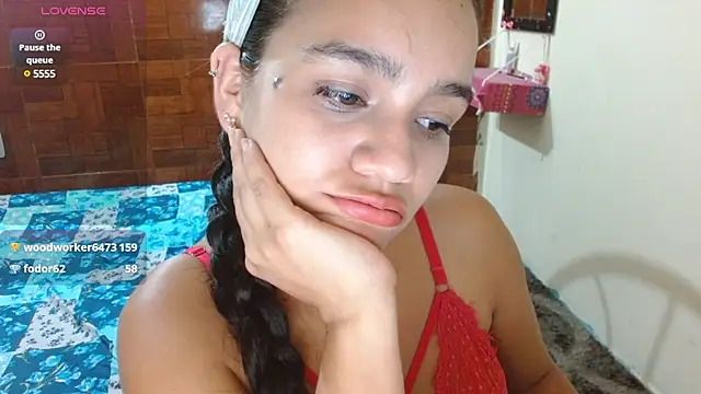 Snapshot of Mia_brunette26 chatting on February 13, 2025, 4:11 am Mia brunette26 online show from February 13, 2025, 4:11 am