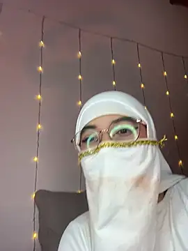 Maisa issa online show from March 3, 2025, 4:35 pm