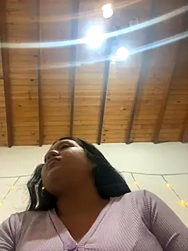 Maisa issa online show from September 16, 2025, 1:23 pm