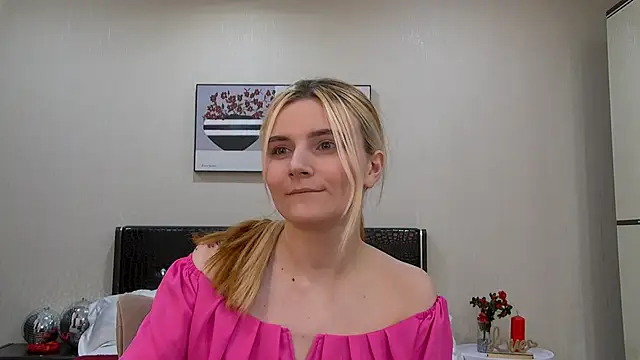 KellyStone online show from February 2, 2025, 5:42 am