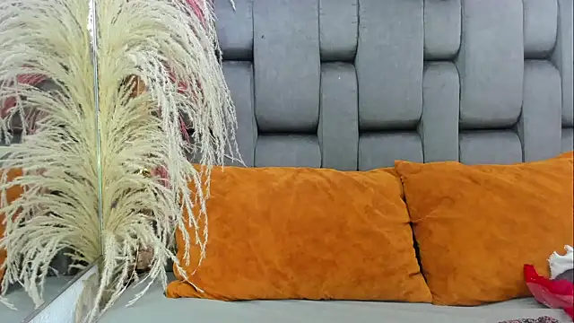 JESSYCORTES online show from March 15, 2026, 3:45 am