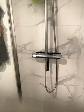 Lucascacaca online show from October 1, 2025, 10:43 am