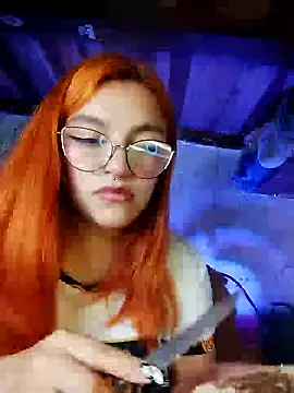 SophiaWeestt99 online show from January 13, 2025, 5:12 am