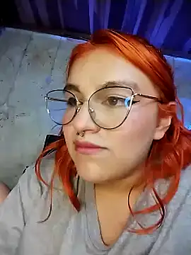 SophiaWeestt99 online show from January 27, 2025, 3:26 am