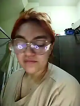 SophiaWeestt99 online show from February 4, 2025, 3:33 am