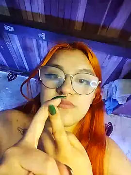 SophiaWeestt99 online show from February 5, 2025, 7:18 am