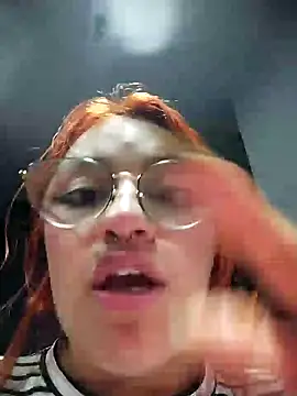SophiaWeestt99 online show from February 6, 2025, 7:24 am