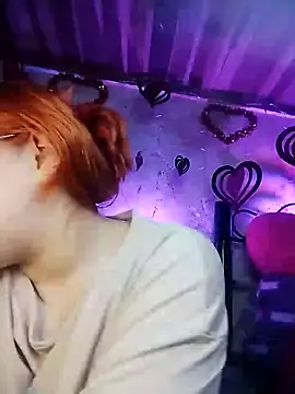 SophiaWeestt99 online show from February 8, 2025, 4:25 am