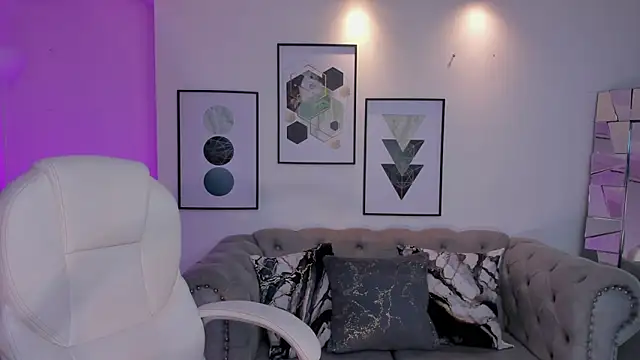 Shantaall  online show from February 25, 2025, 10:39 pm