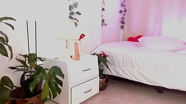 Tommyfoxboy online show from February 16, 2025, 5:15 pm