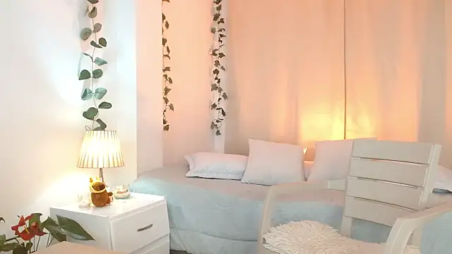 Tommyfoxboy online show from March 8, 2025, 1:25 pm