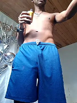 amarijones online show from October 16, 2025, 1:12 pm